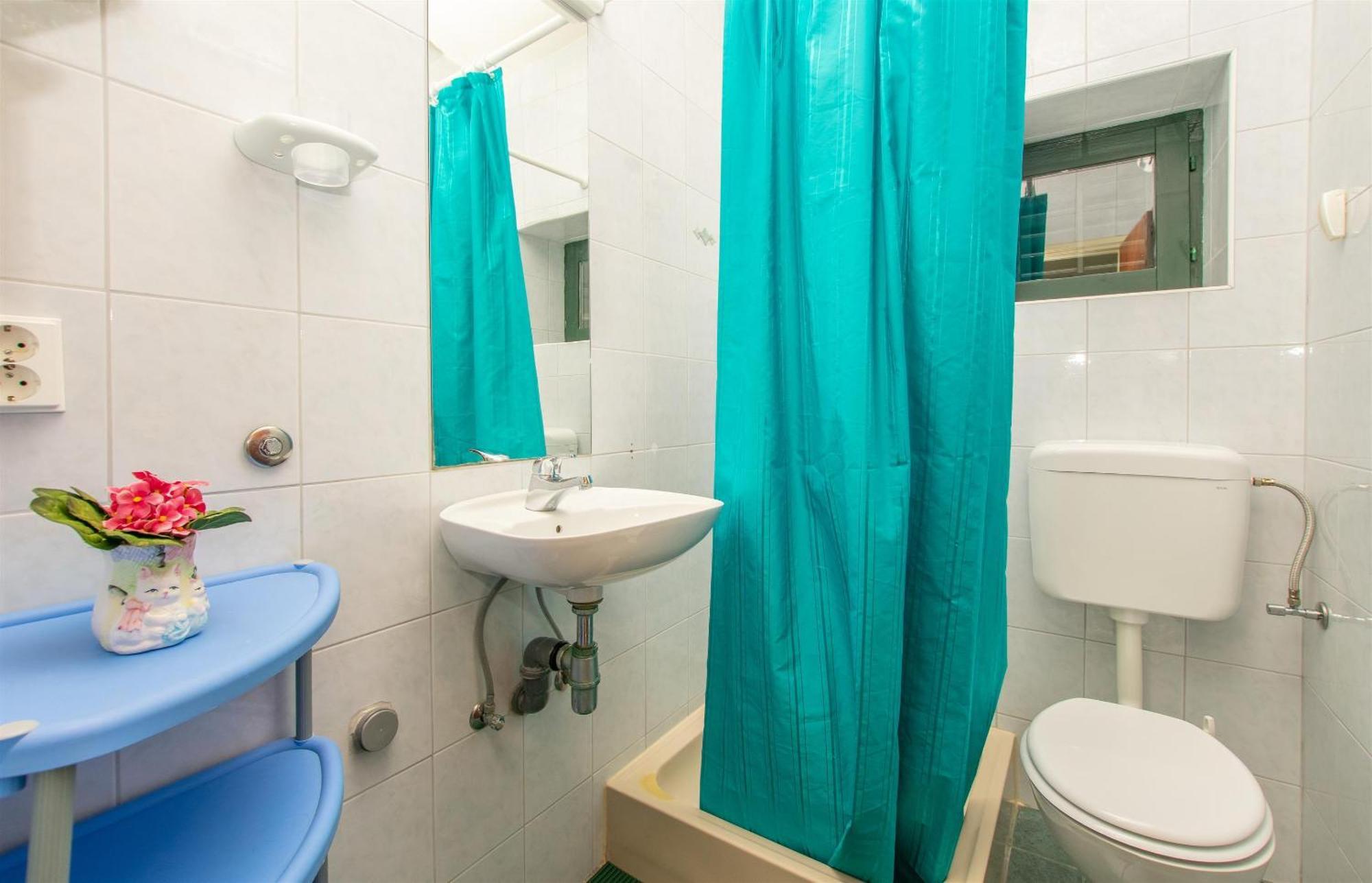 Apartment Iva 오미스 외부 사진